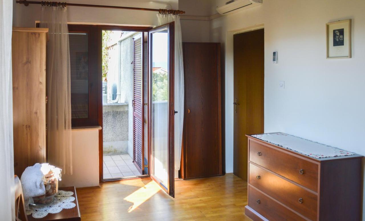 Apartment Zoja Пинезичи Экстерьер фото